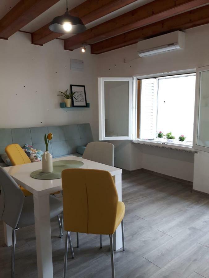 Fina M Studio Apartman Kali Exteriér fotografie