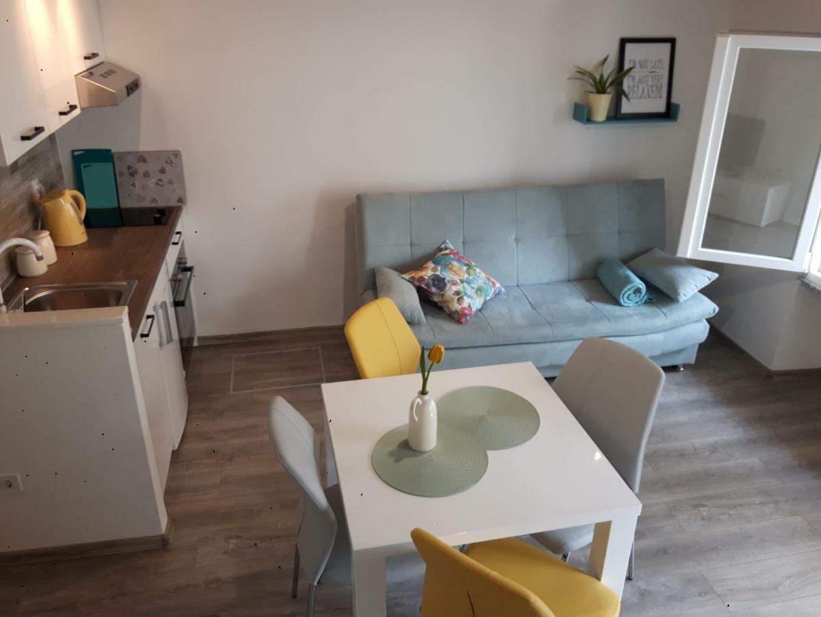 Fina M Studio Apartman Kali Exteriér fotografie